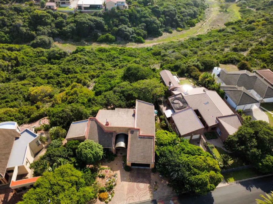 3 Bedroom Property for Sale in Stilbaai Wes Western Cape